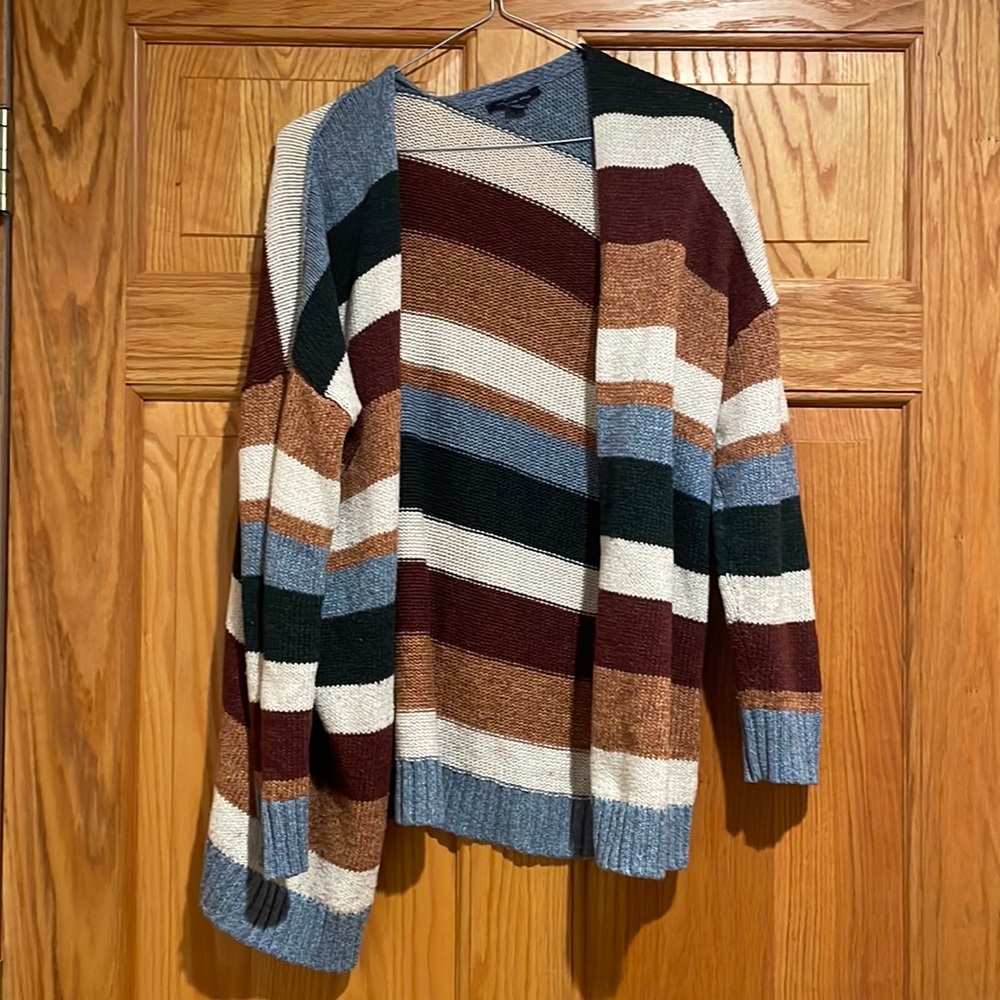 American Eagle Cardigan